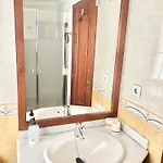 Cimadevilla 22 *