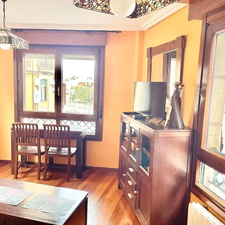 Cimadevilla 22 * خيخون